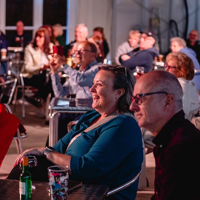 comedy-night-laugh-800